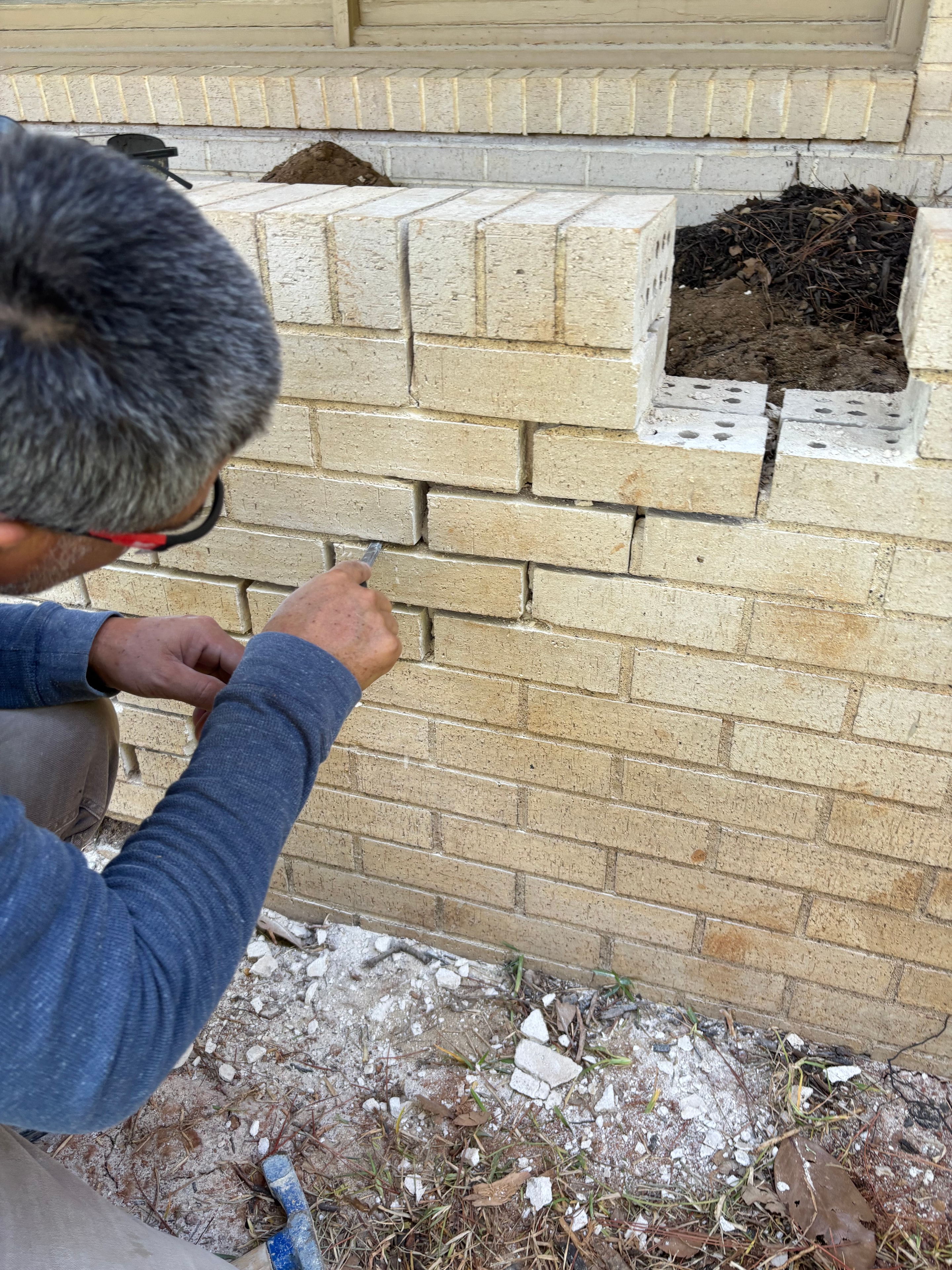Spalling brick damage repair